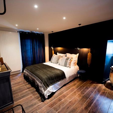 La Petite Valise Hotel Ploudalmézeau Екстериор снимка