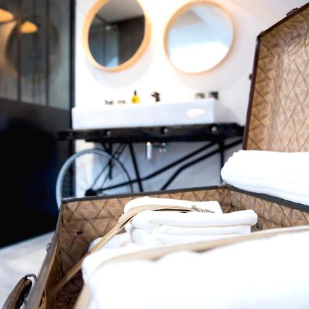 La Petite Valise Hotel Ploudalmézeau Екстериор снимка
