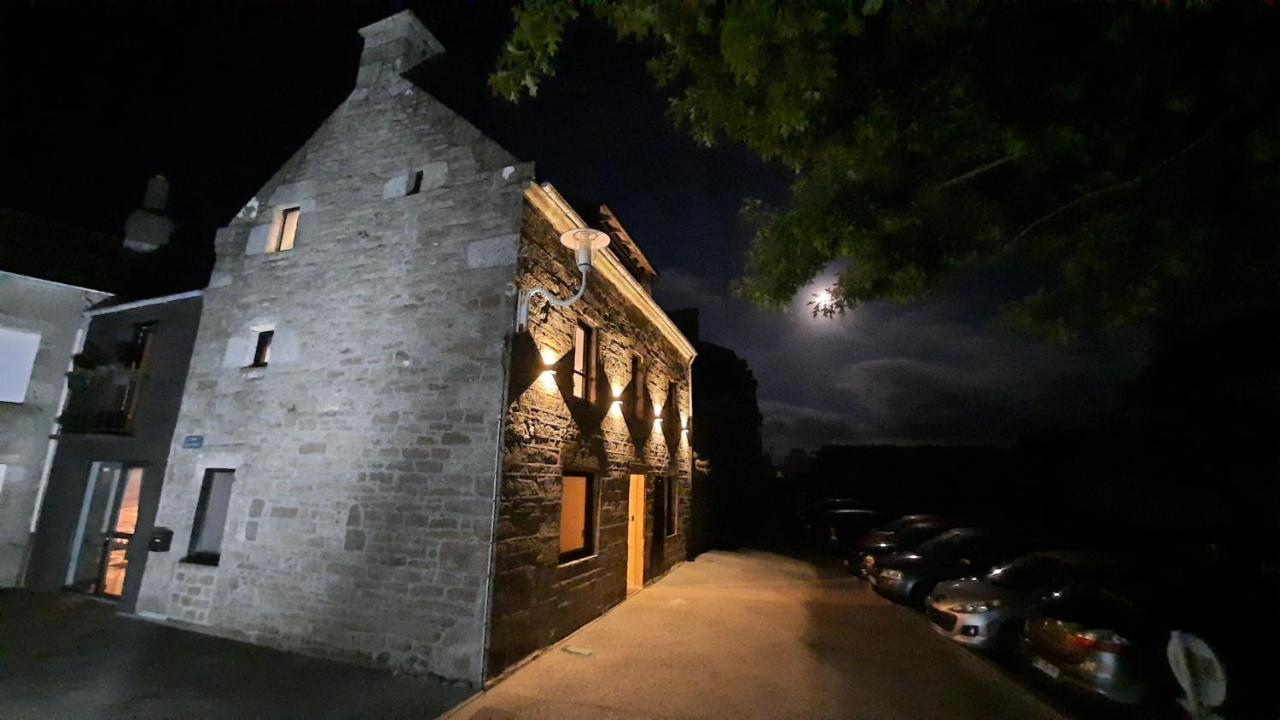 La Petite Valise Hotel Ploudalmézeau Екстериор снимка