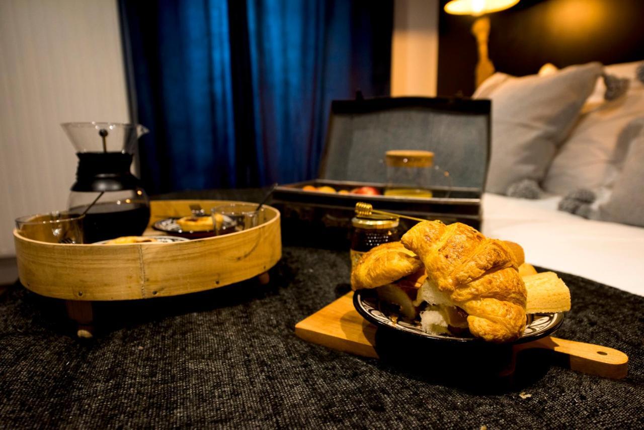 La Petite Valise Hotel Ploudalmézeau Екстериор снимка
